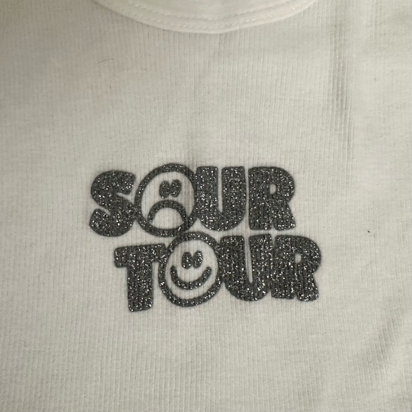 RARE Olivia Rodrigo Sour Tour Baby Tank official merch - Picture 2 of 3